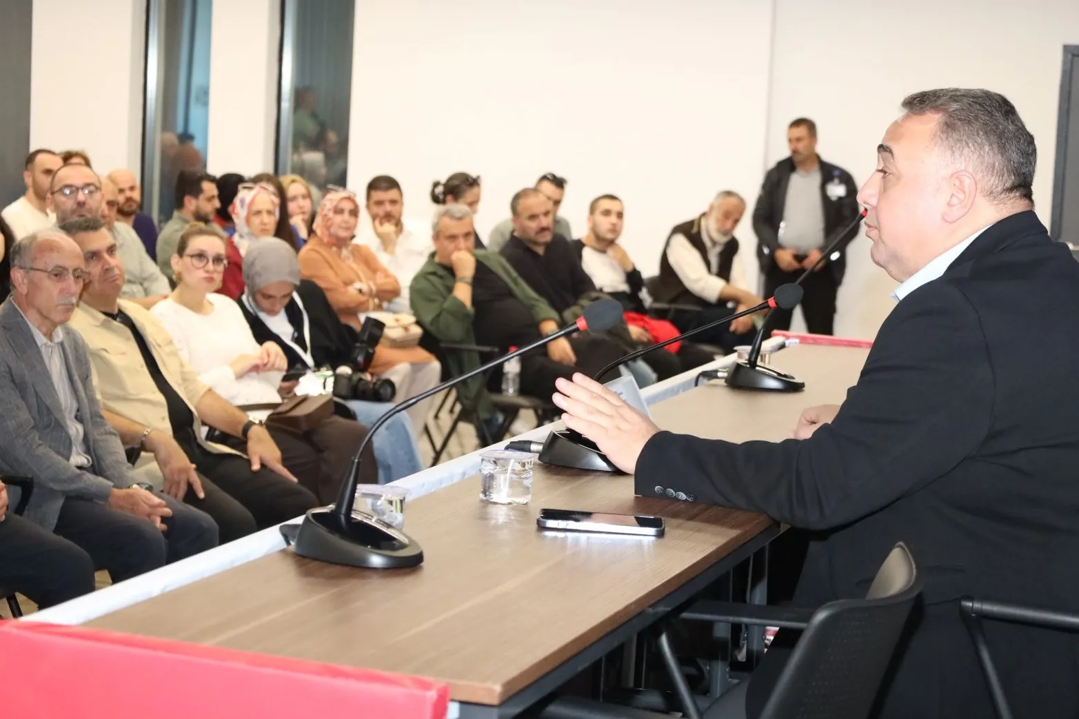 Şahin: Yeni medya koçbaşı gibi kullanılıyor